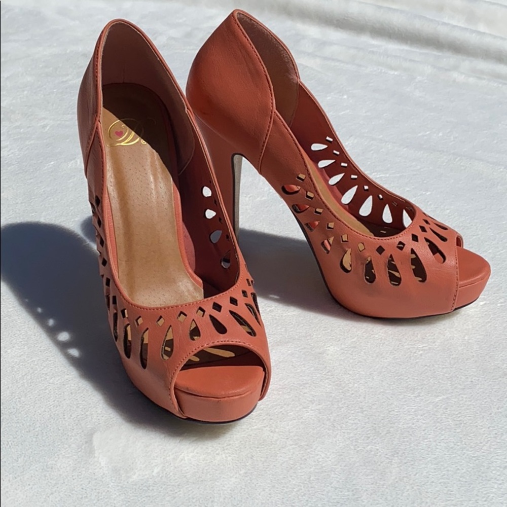 Fun Summer Heel!